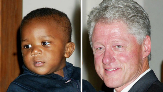 Bill Clinton Holds Woman's Baby Then This Happens Next